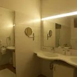Apartment Saroja-tannleger