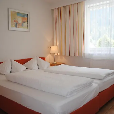 Saroja-tannleger Apartment