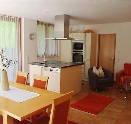 Saroja-tannleger Apartment *